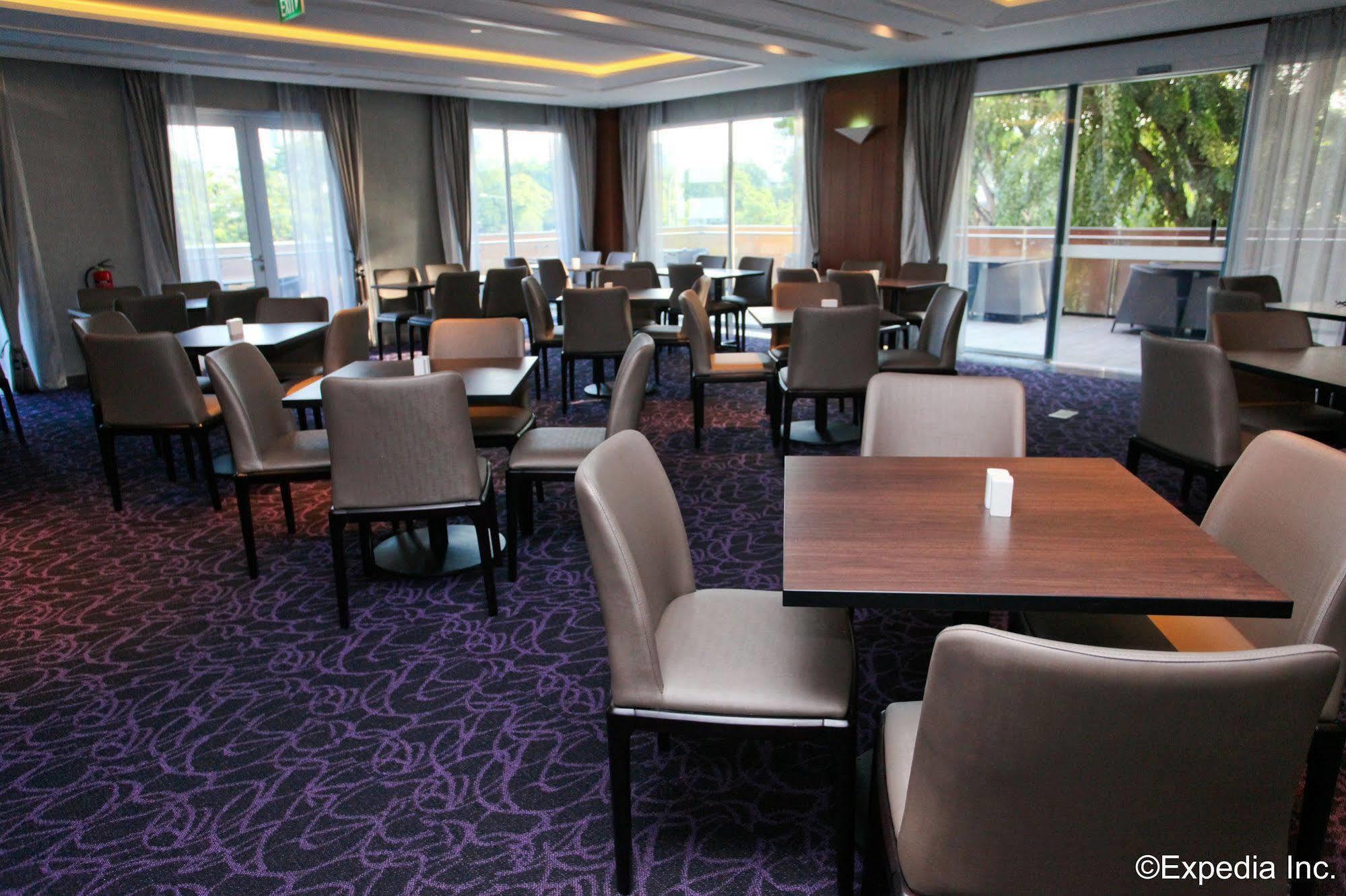 Aqueen Hotel Paya Lebar Singapore Exterior photo